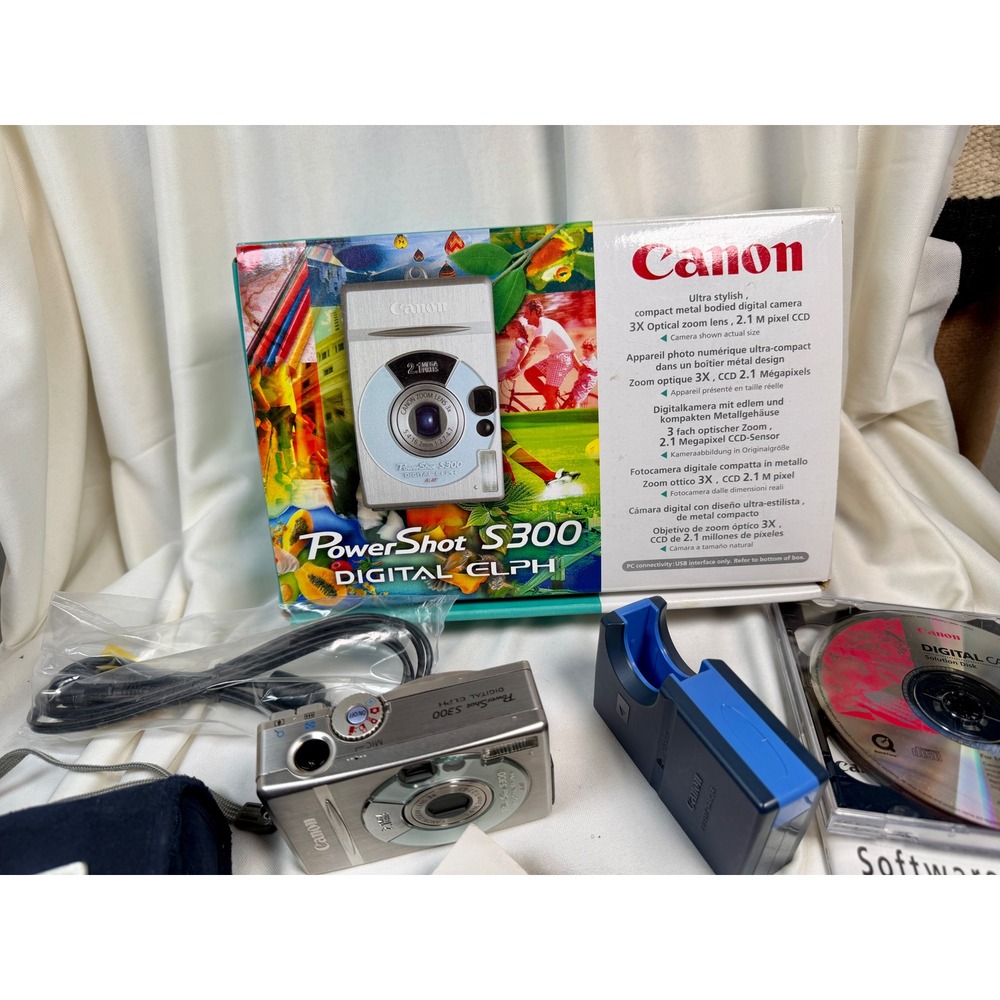 Canon PowerShot S300 Digital ELPH 2.1MP 3x Optical Zoom Camera Silver PC1008 Box
